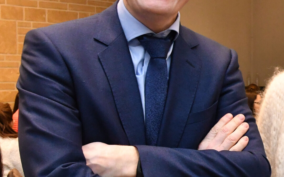 Karel Van Eetvelt wenst je een zinnige kerst!